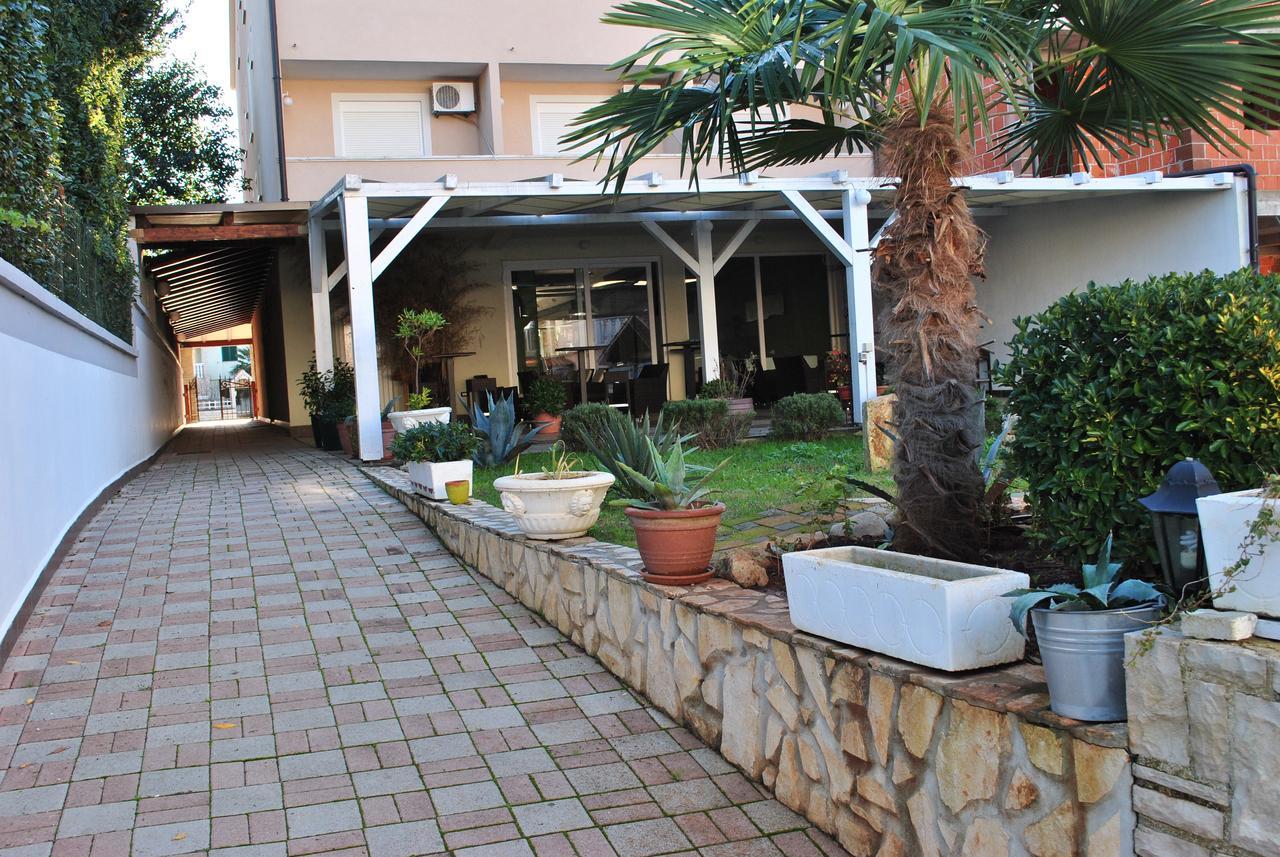 Promenade Bed and Breakfast Medulin Exteriör bild