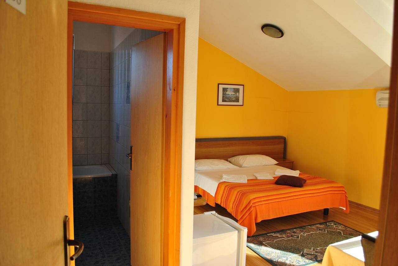 Promenade Bed and Breakfast Medulin Exteriör bild